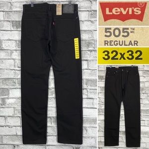 NWT LEVIS 505 Regular Stretch Men's Size 32 x 32 Straight Leg Black Jeans